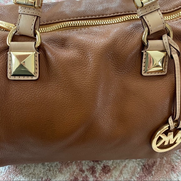 Grayson Satchel | Michael Kors - Picture 3 of 16